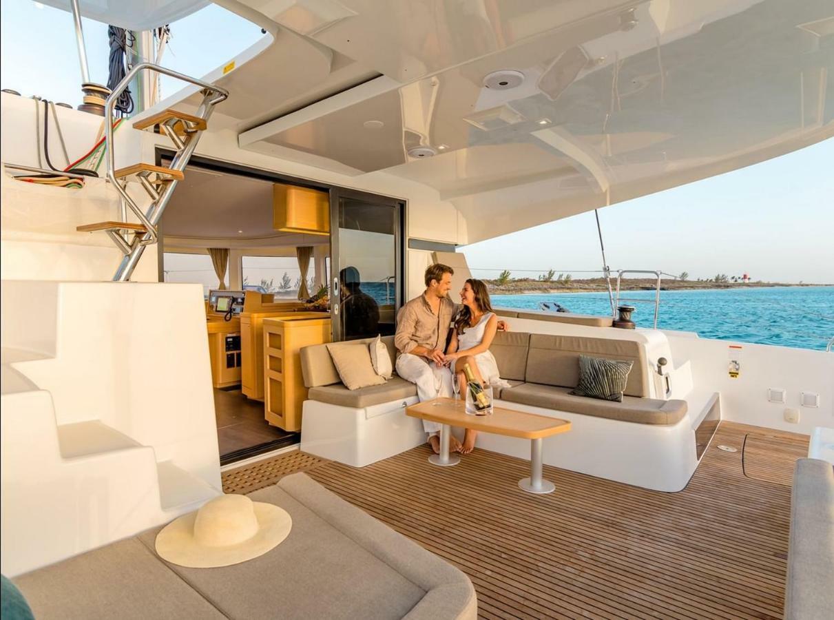 Luxury Catamaran Lagoon 42, Ac & Gn Split Eksteriør bilde